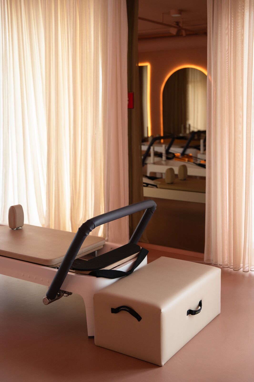 Reformer pilates v AURA move Bratislava